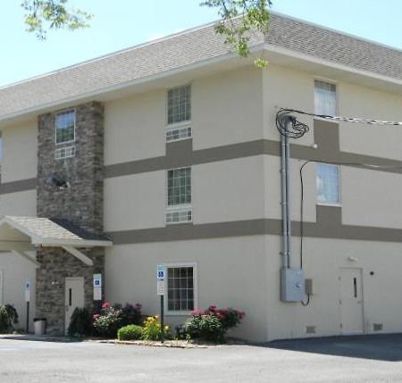 Gamble Farm Inn And Suites Jersey Shore Экстерьер фото